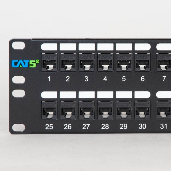 CAT5e Feed-Through Patch Panel for 48 Ports in 2 RMS